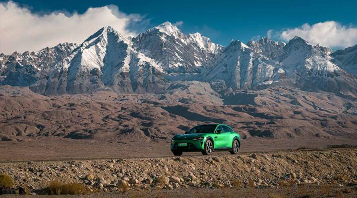 XIAOMI YU7 小米